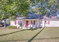 Pre-foreclosure Listing in HILL AVE HENDERSON, TN 38340