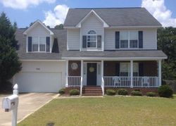 Pre-foreclosure Listing in PINEY MOUNTAIN DR HOPE MILLS, NC 28348
