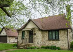 Pre-foreclosure in  VAN ST Elgin, IL 60123