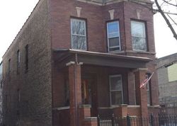 Pre-foreclosure in  N ARTESIAN AVE Chicago, IL 60625