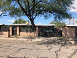 Pre-foreclosure in  W LINDEN ST Tucson, AZ 85745