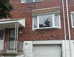 Pre-foreclosure in  SHELDRAKE PL Philadelphia, PA 19153