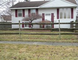 Pre-foreclosure Listing in HARMON ST FINDLAY, OH 45840