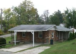 Pre-foreclosure Listing in VINE ST FAIRBORN, OH 45324