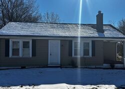 Pre-foreclosure Listing in E STADIUM DR EDEN, NC 27288