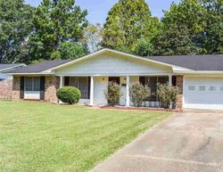  Riviera Dr, Jackson MS