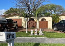 Pre-foreclosure in  SW 108TH CT Miami, FL 33173