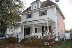 Pre-foreclosure Listing in DIVISION ST KINGSTON, PA 18704