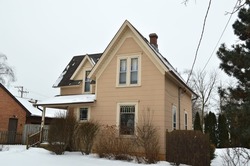  Hawley St, Grayslake IL