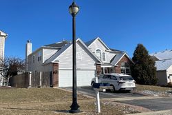 W Meadowview Dr, Round Lake IL