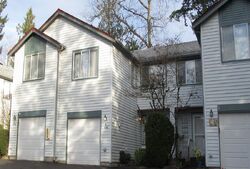 Pre-foreclosure in  112TH AVE SE APT A105 Kent, WA 98031