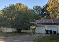Pre-foreclosure in  W AMY CT Robinson, IL 62454