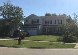  Paradise Pkwy, Oswego IL