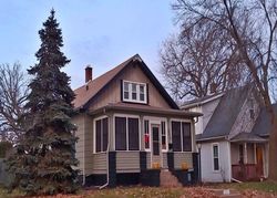 Pre-foreclosure in  11TH AVENUE A Moline, IL 61265