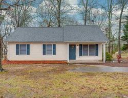 Pre-foreclosure in  HUGHES ST Fountain Inn, SC 29644