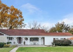  N River Glen Ave, Elmhurst IL