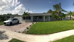 Pre-foreclosure in  SE 13TH ST Deerfield Beach, FL 33441
