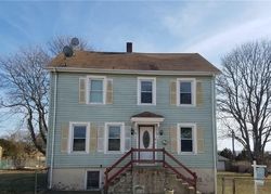 Pre-foreclosure in  SOUTH ST Stonington, CT 06378