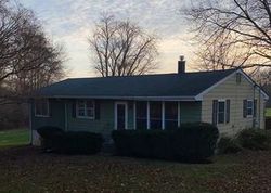 Pre-foreclosure Listing in HOLLENBERRY RD SYKESVILLE, MD 21784