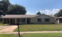 Pre-foreclosure in  S WILLOW AVE Trumann, AR 72472