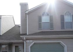 Pre-foreclosure in  WEXFORD DR E Suffolk, VA 23434