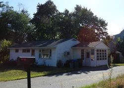 Pre-foreclosure Listing in S BEECH ST MANCHESTER, NH 03103