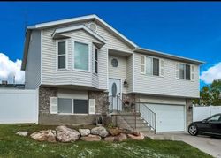 Pre-foreclosure Listing in W OQUIRRH RIDGE CT WEST JORDAN, UT 84081