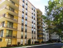 Pre-foreclosure Listing in W GERMANTOWN PIKE APT 2320 PLYMOUTH MEETING, PA 19462