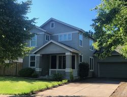 Pre-foreclosure in  HEITZMAN WAY Eugene, OR 97402