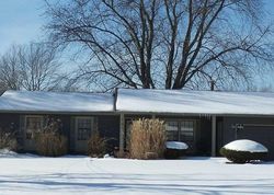 Pre-foreclosure in  SAMPSON DR Youngstown, OH 44505