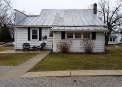 Pre-foreclosure Listing in E MARKET ST TIFFIN, OH 44883