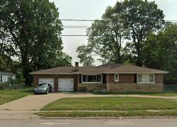 Pre-foreclosure in  W 21ST ST Lorain, OH 44052