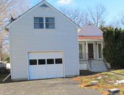 Pre-foreclosure Listing in ROUTE 9G HYDE PARK, NY 12538