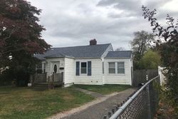 Pre-foreclosure in  2ND AVE Central Islip, NY 11722
