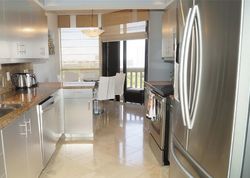 Pre-foreclosure in  ISLAND BLVD  North Miami Beach, FL 33160