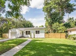 Pre-foreclosure in  NW 87TH ST Miami, FL 33150