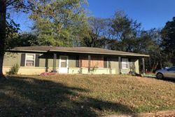 Pre-foreclosure in  ALHAMBRA DR SW Huntsville, AL 35805