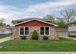 Pre-foreclosure in  KILBOURNE AVE Midlothian, IL 60445