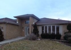 Pre-foreclosure in  MARYVIEW PKWY Matteson, IL 60443