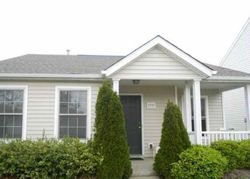  Bay Harbor Dr, Louisville KY