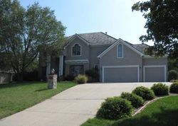 Pre-foreclosure in  FOXFIRE DR Lawrence, KS 66047