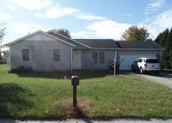 Pre-foreclosure in  SUNWARD CT Goshen, IN 46528
