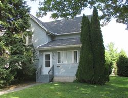Pre-foreclosure in  7TH AVE Sterling, IL 61081