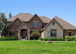 Pre-foreclosure in  DEER RUN DR Kankakee, IL 60901