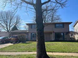 Pre-foreclosure in  ATTERBURY AVE Columbus, OH 43229