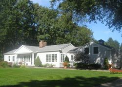 Pre-foreclosure Listing in E LAKE RD NEW FAIRFIELD, CT 06812