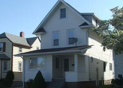 Pre-foreclosure in  RANKINE AVE Erie, PA 16511
