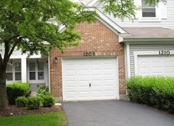 Pre-foreclosure in  TENNYSON LN Naperville, IL 60540