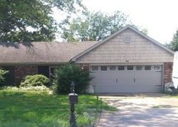 Pre-foreclosure in  COUNTRYSIDE DR Marion, AR 72364