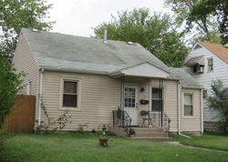 Pre-foreclosure in  WASHINGTON ST Lansing, IL 60438
